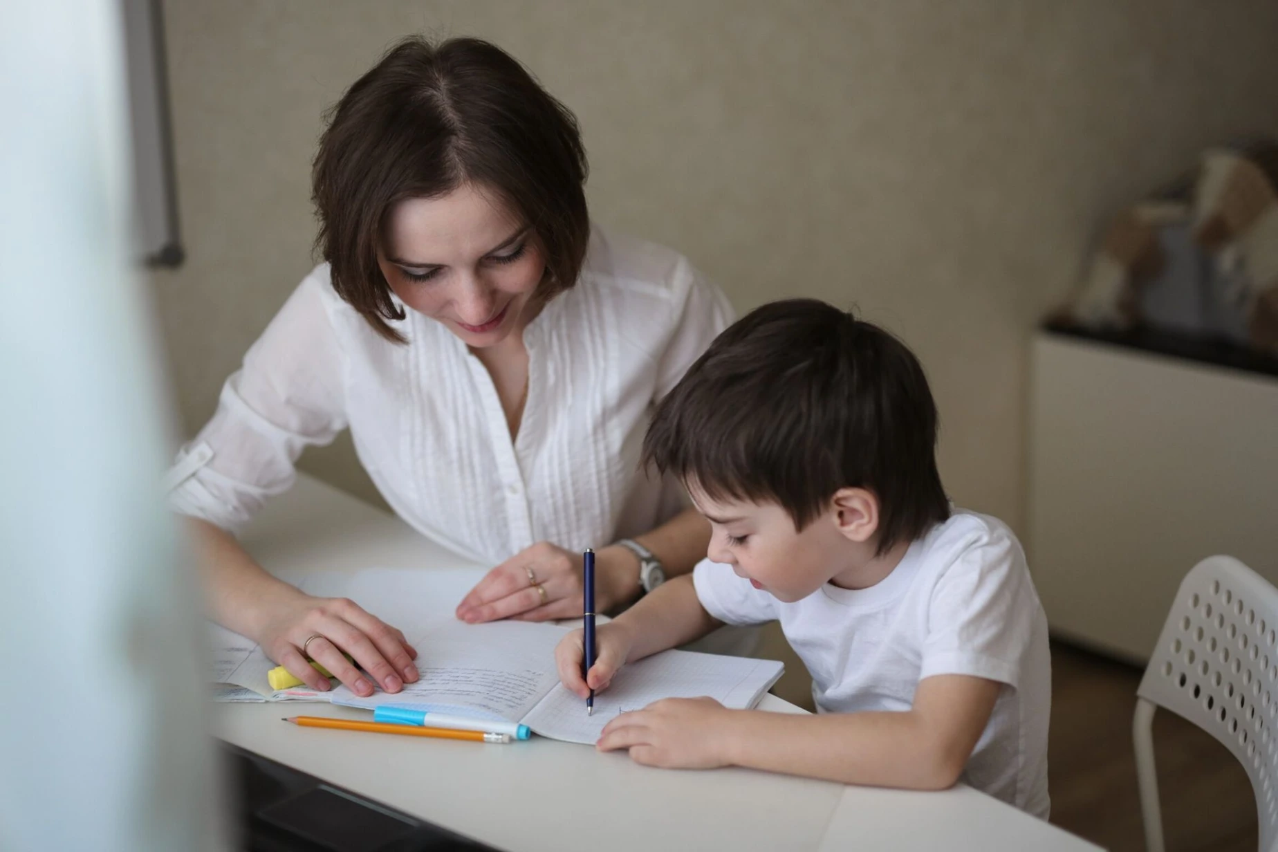 Description: Book the best professional home tutors in University Town Islamabad today. Improve grades with personalized teaching and concept-focused learning.